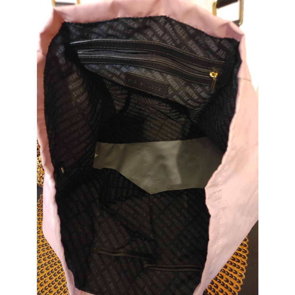 Steve Madden Pink Tote with Black Logo and Straps - Picture 5 of 6